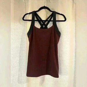 Women’s Burgundy Workout Top